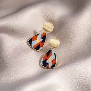Morandi color style earrings